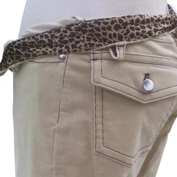 Cache Beige Corduroy Silver Stud Animal Trim Inside Flare Jean Pant NWT New $98 - Picture 4 of 6